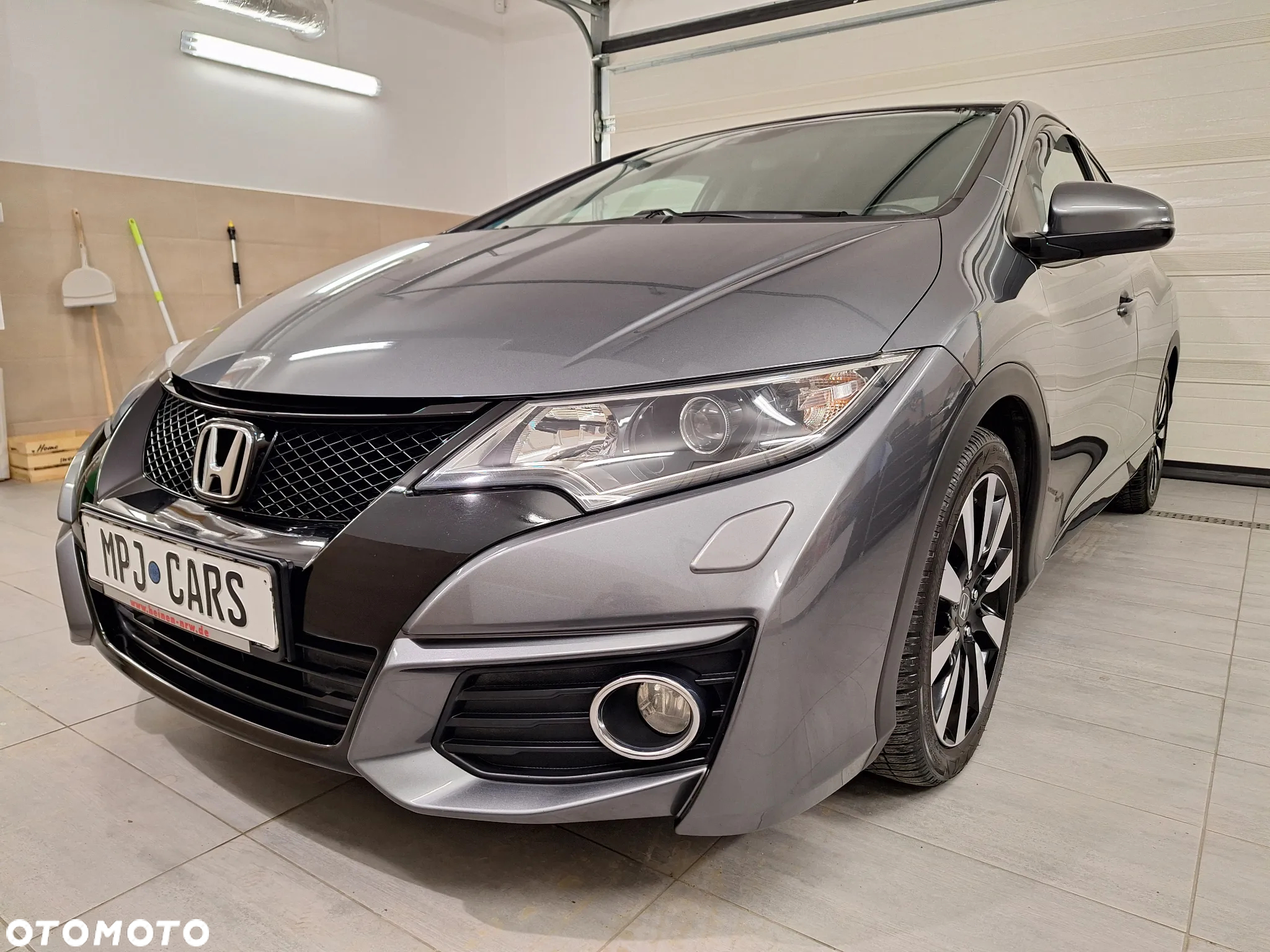 Honda Civic 1.8 i-VTEC S 40 Jahre Edition - 4