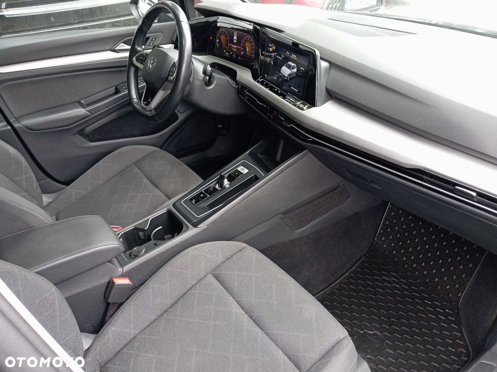 Volkswagen Golf - 12