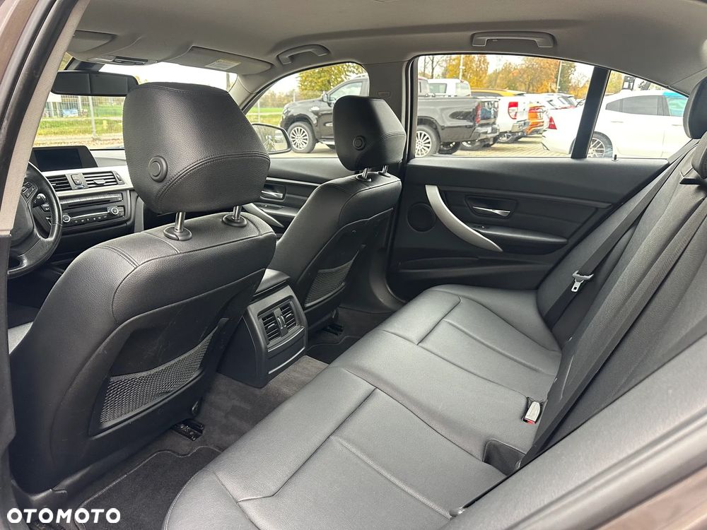 BMW Seria 3 - 9