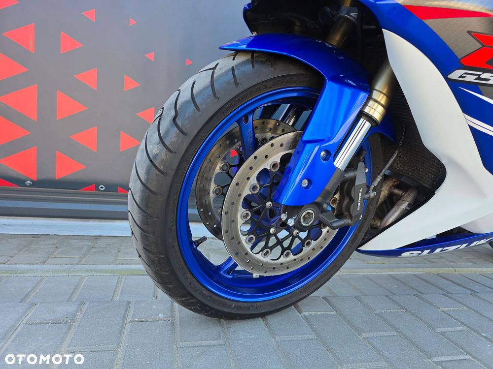 Suzuki GSX-R - 11