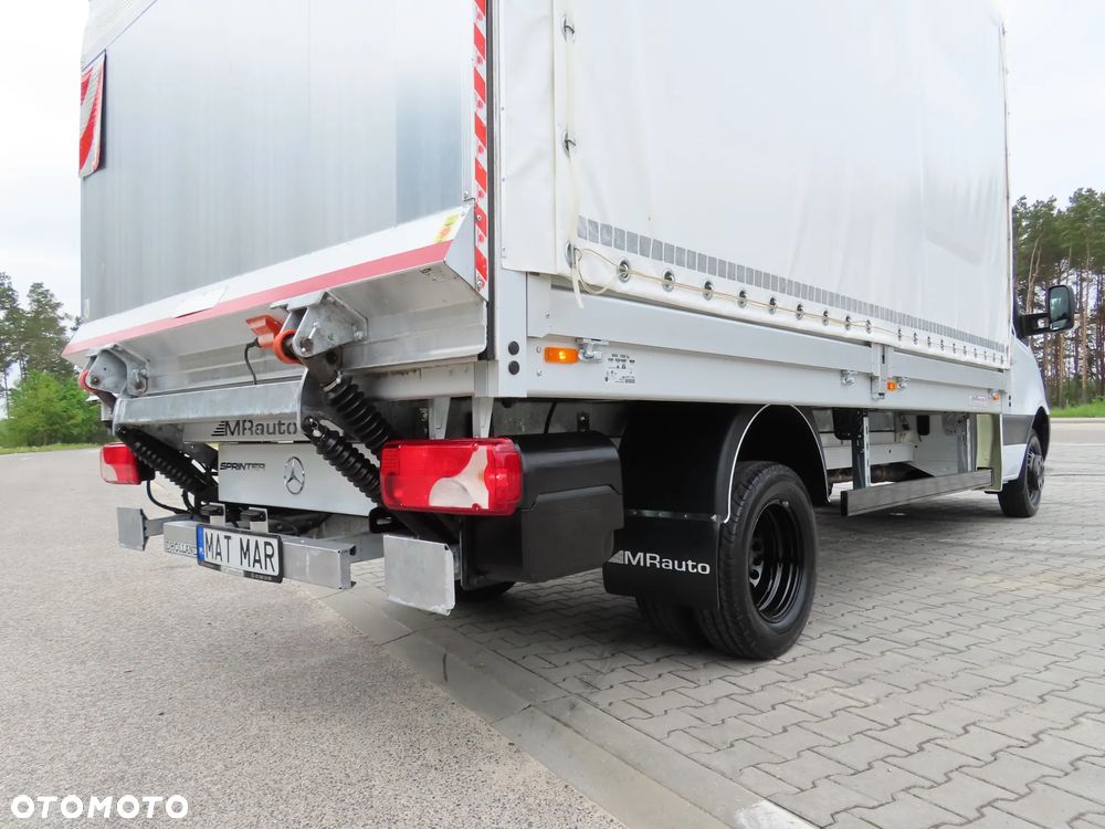 Mercedes-Benz Sprinter 519 CDI 190 KM Firana + Winda Załadowcza 1000 Kg Udźwig Skrzynia 4269 mm Długa 8.E.Palet Rozstaw Osi 4325 mm DMC 3500 Kg Ładowność 763 Kg WZMACNIANY Stan Jak NOWY Gotowy Dostępny OKAZJA - 14