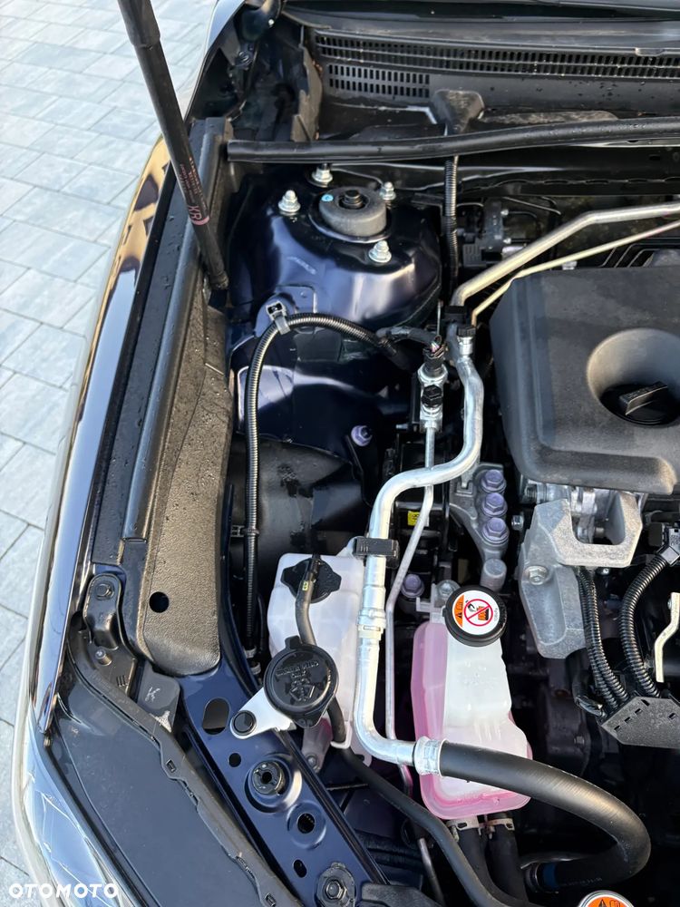 Toyota Camry 2.5 Hybrid Executive CVT - 31