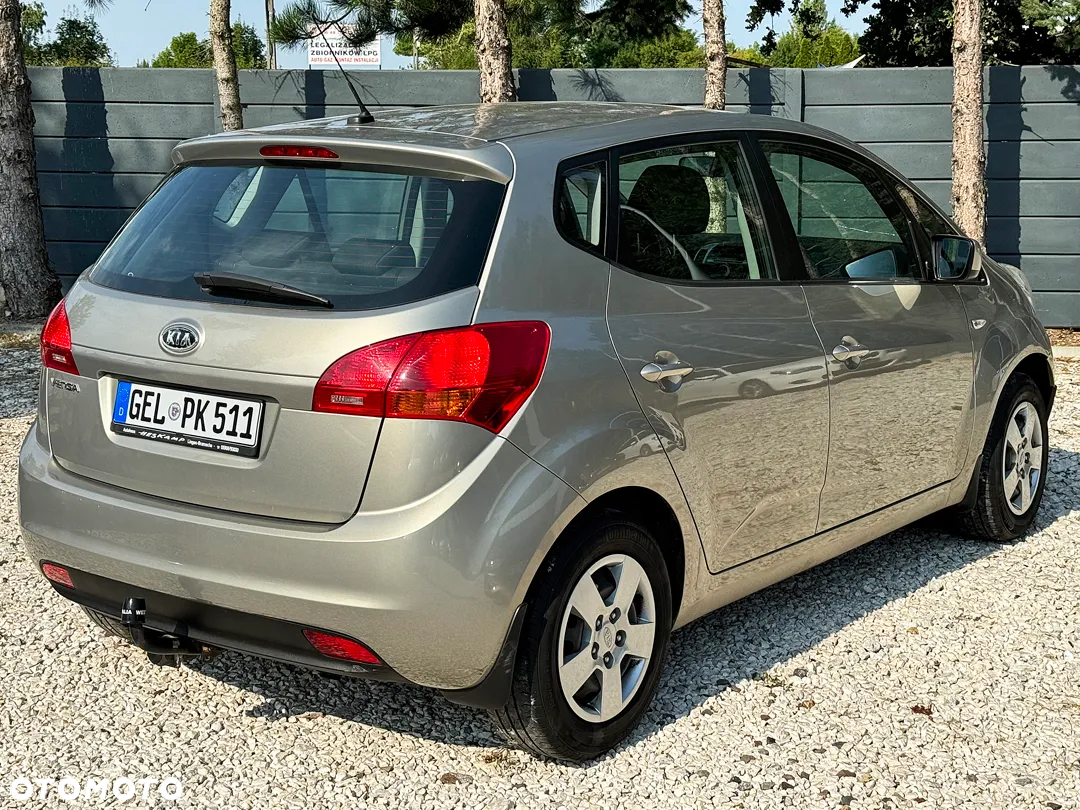 Kia Venga 1.4 CVVT Business Line - 14