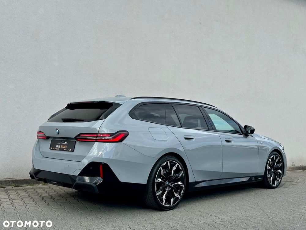 BMW Seria 5 520d xDrive mHEV M Sport - 12
