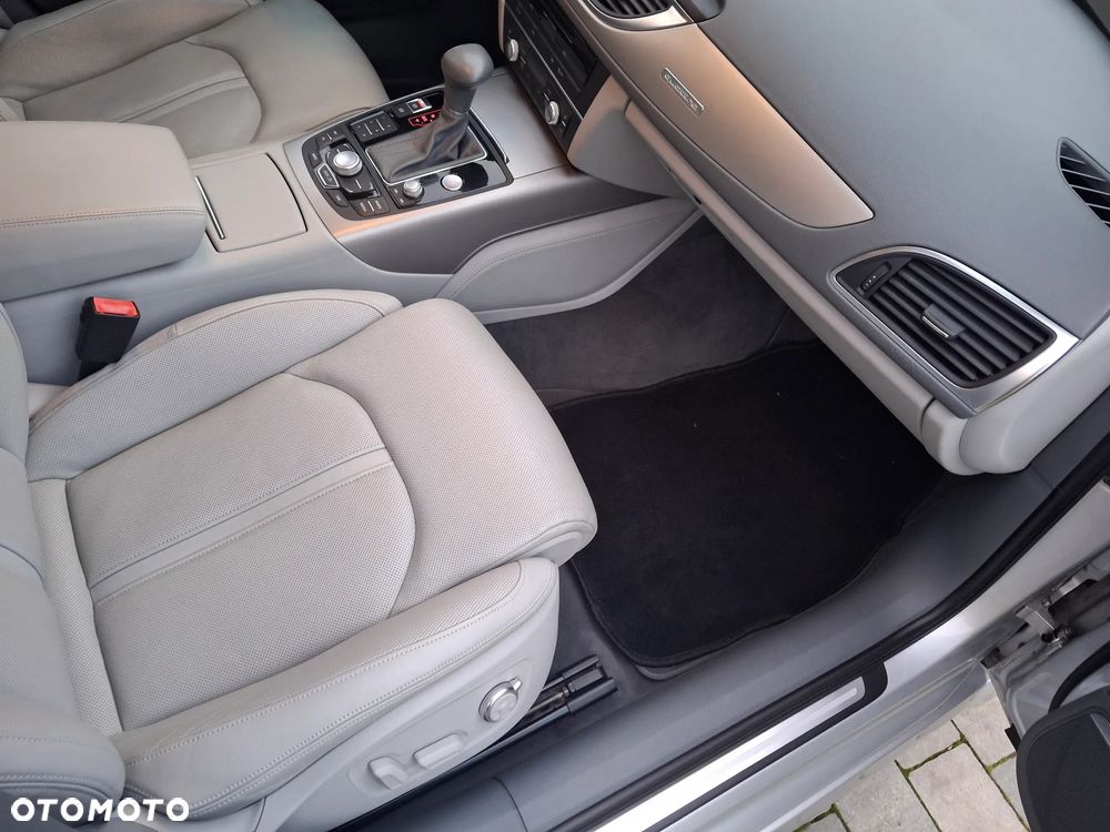 Audi A6 Limousine 2.8 FSI Quattro S tronic - 18