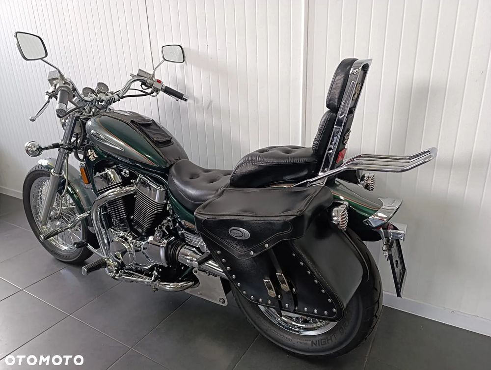 Suzuki Intruder - 8
