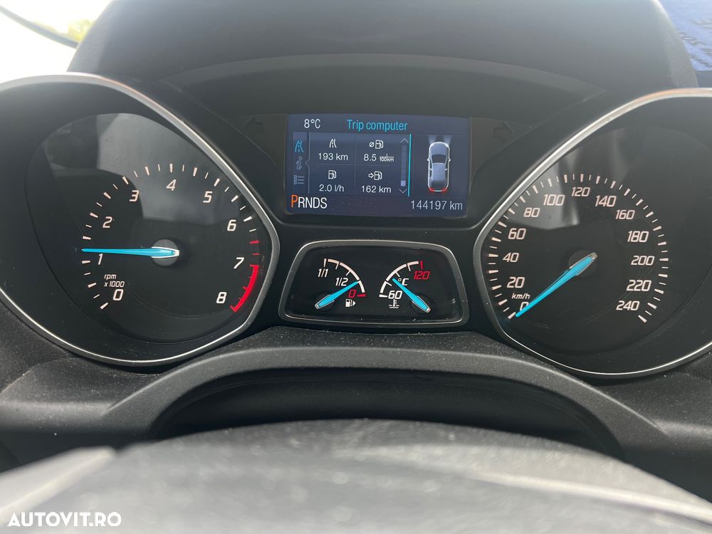 Ford Kuga 1.5 EcoBoost 4x4 Aut. Trend - 6