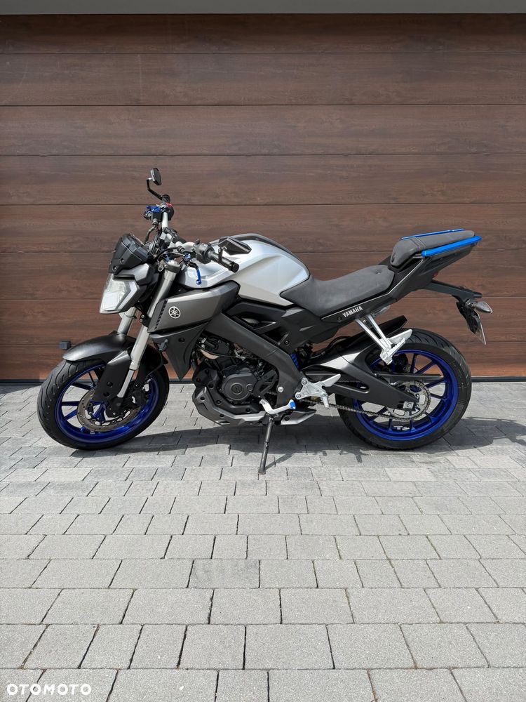 Yamaha MT - 5