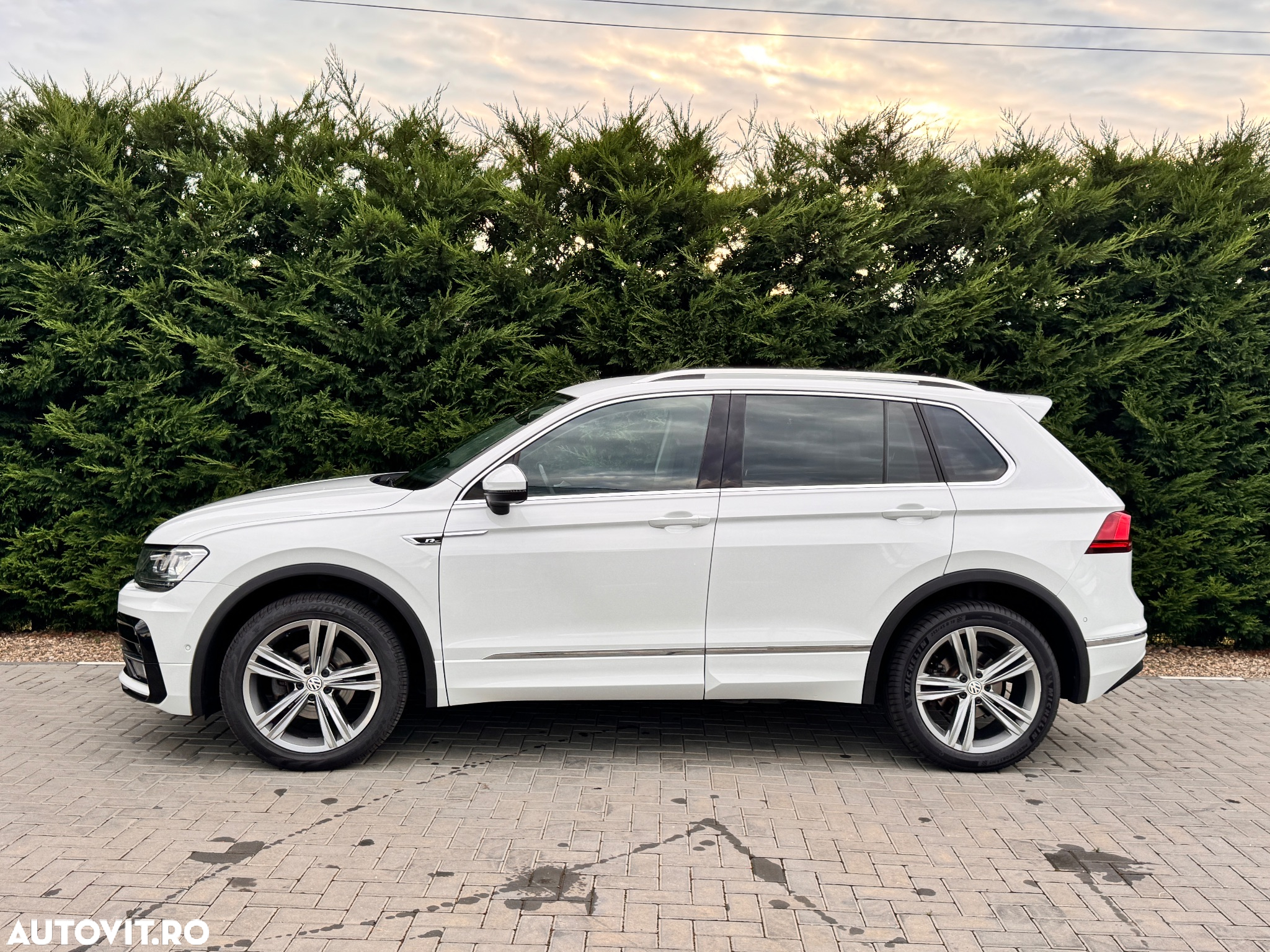 Volkswagen Tiguan 2.0 TDI SCR DSG 4Motion R-Line - 7