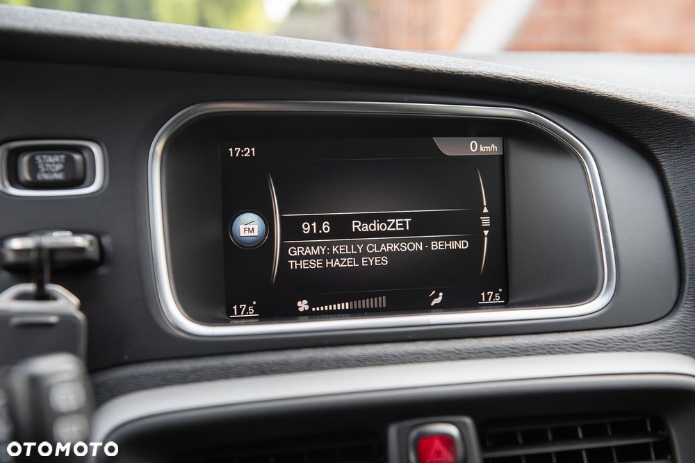 Volvo V40 D2 Kinetic - 21