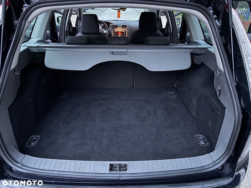 Ford Focus - 10