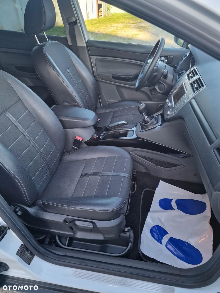 Ford Kuga 2.0 TDCi Titanium - 20