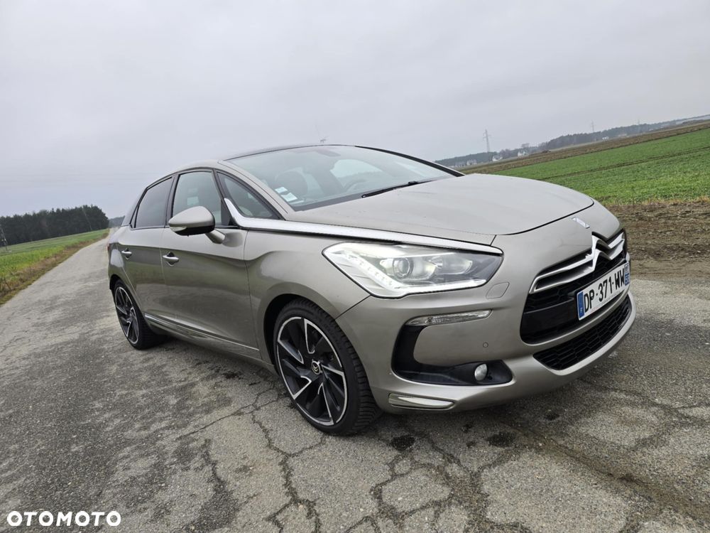 Citroën DS5 - 5