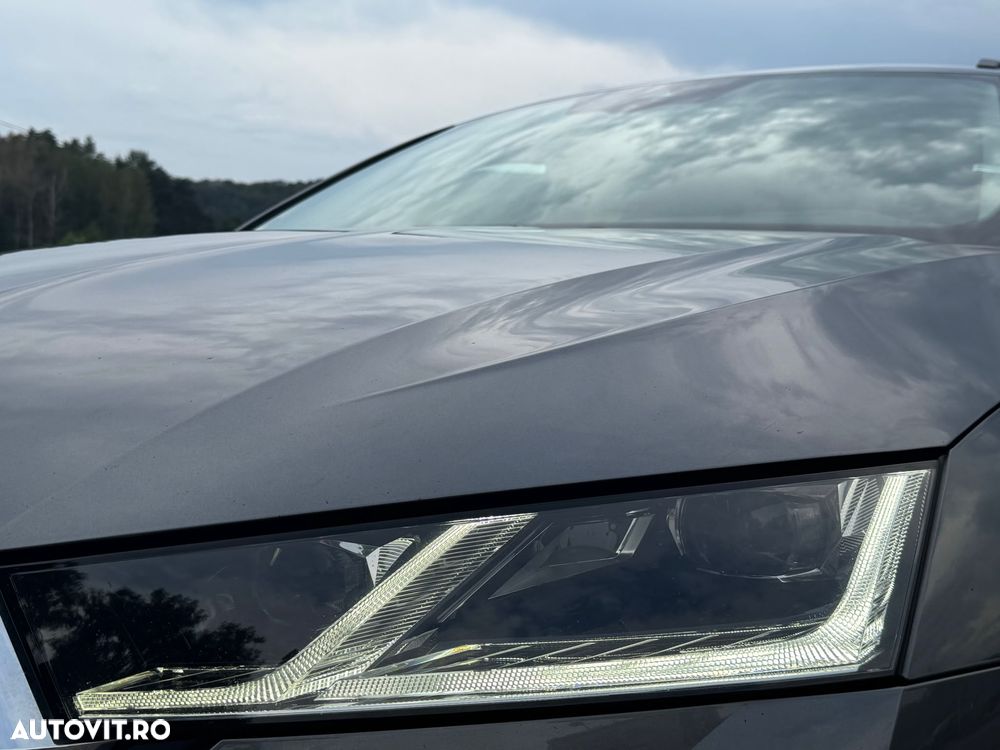 Skoda Octavia 2.0 TDI DSG Tour - 10