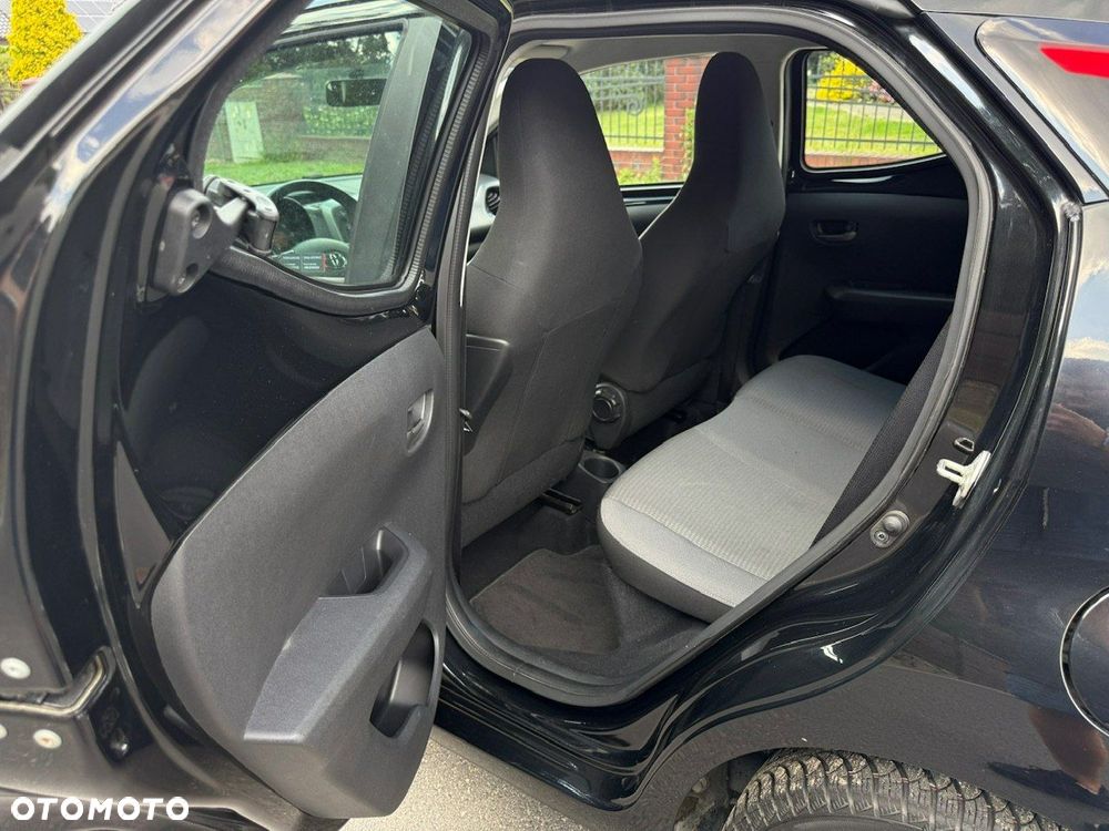 Toyota Aygo - 14