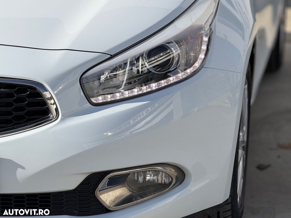 Kia Ceed 1.6 CRDi 128 97g Edition 7 - 18