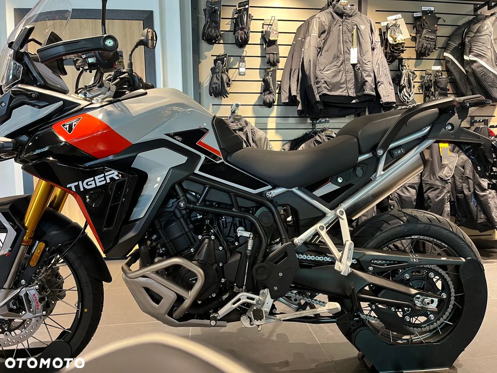 Triumph Tiger - 18