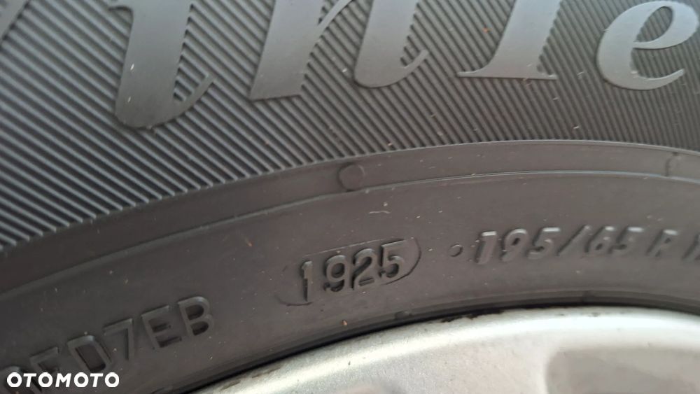 Kia Venga 1.4 CVVT Attract - 11