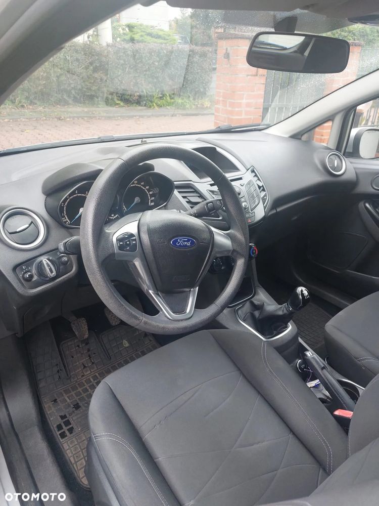 Ford Fiesta 1.25 Silver X (Trend) EU5 - 7