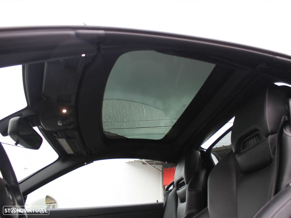 Mercedes-Benz SLK 200 (BlueEFFICIENCY) - 12