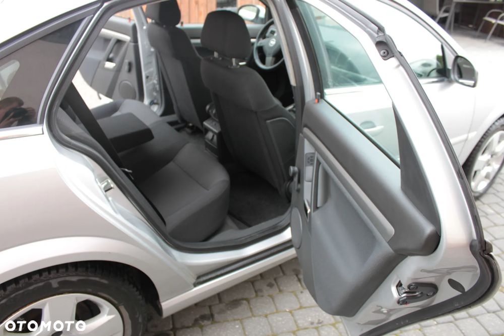 Opel Vectra - 10