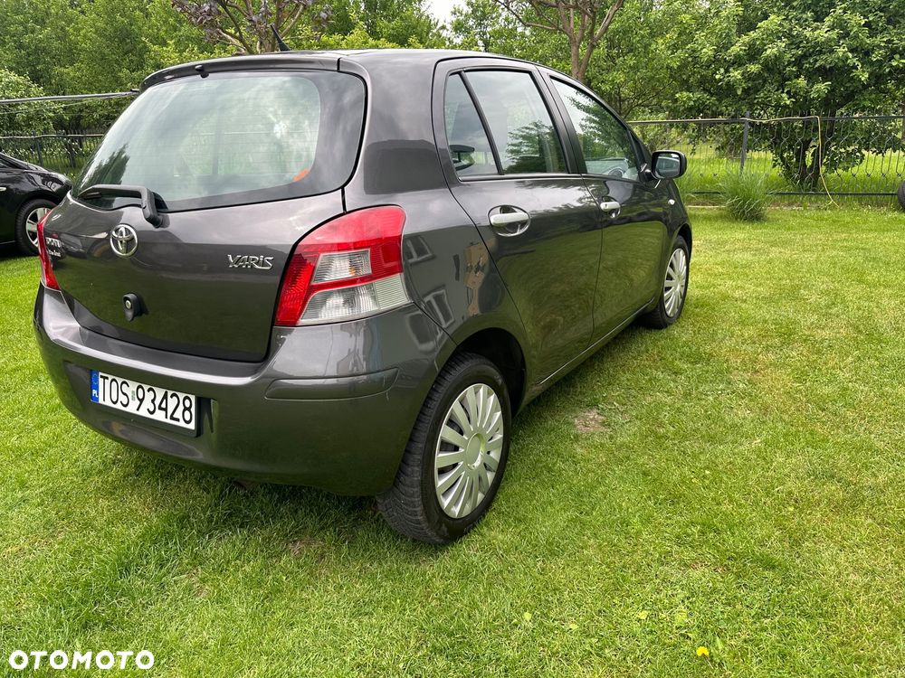 Toyota Yaris 1.33 VVT-i Cool - 10