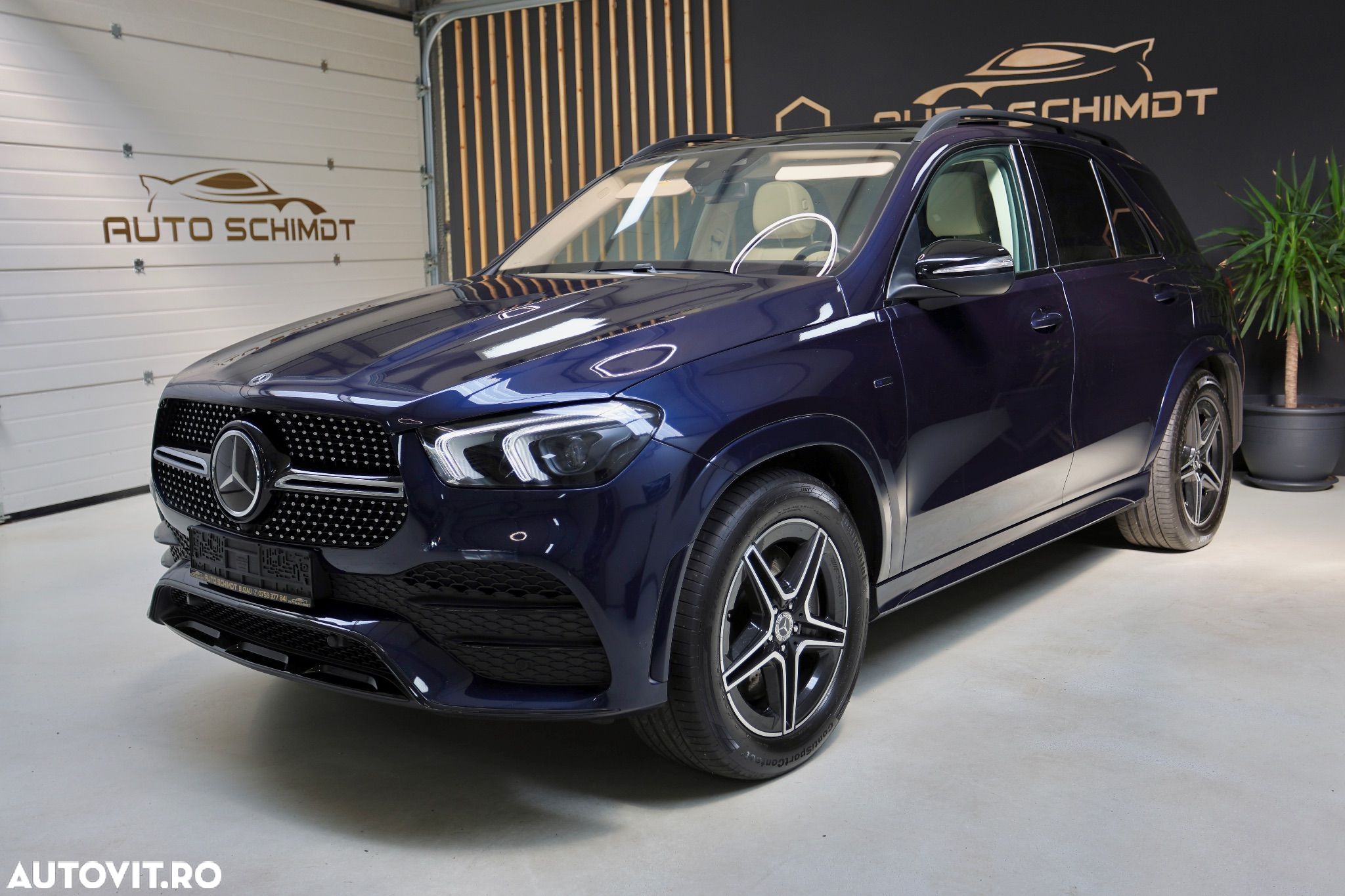 Mercedes-Benz GLE 350 e 4Matic 9G-TRONIC AMG Line - 1