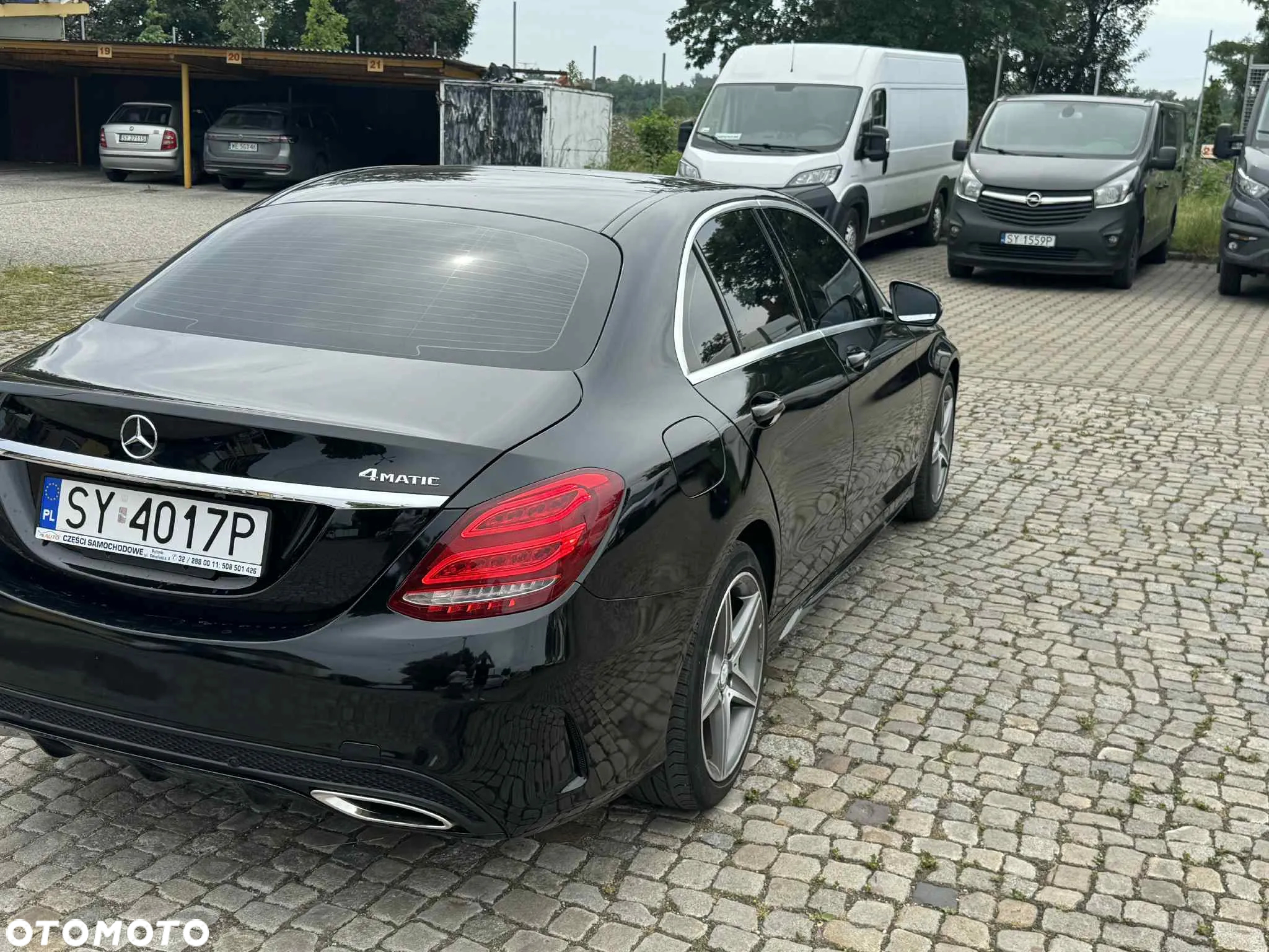 Mercedes-Benz Klasa C 300 4Matic 9G-TRONIC AMG Line - 5