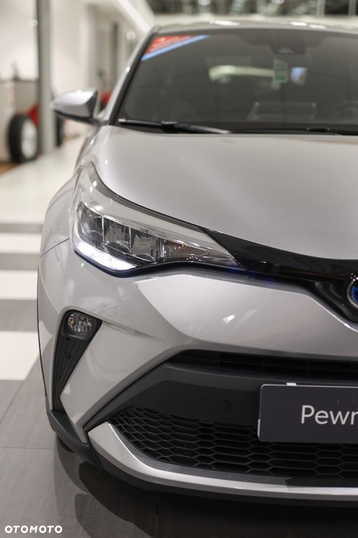 Toyota C-HR - 11
