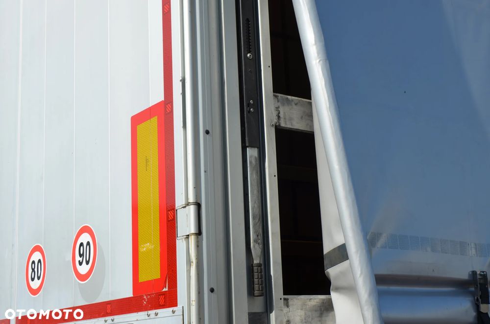 Schwarzmuller MEGA / 04.2022r / OŚ POD. / DACH POD. / CODE XL / 2302 - 15