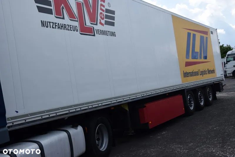 Schmitz Cargobull SKO 24 - 4