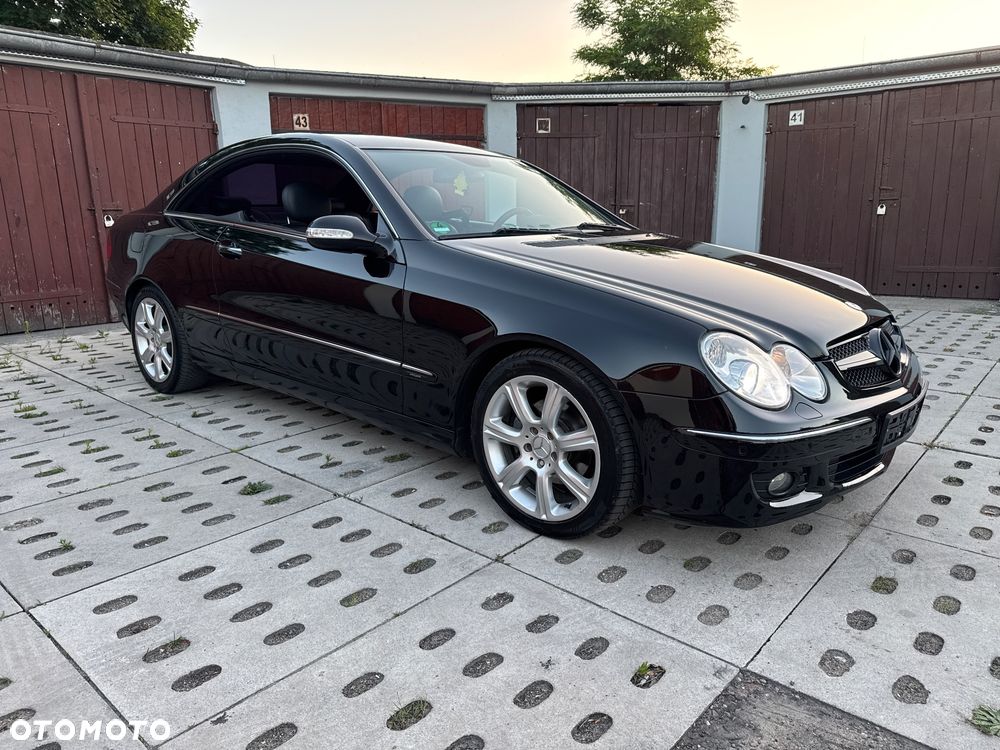 Mercedes-Benz CLK - 4
