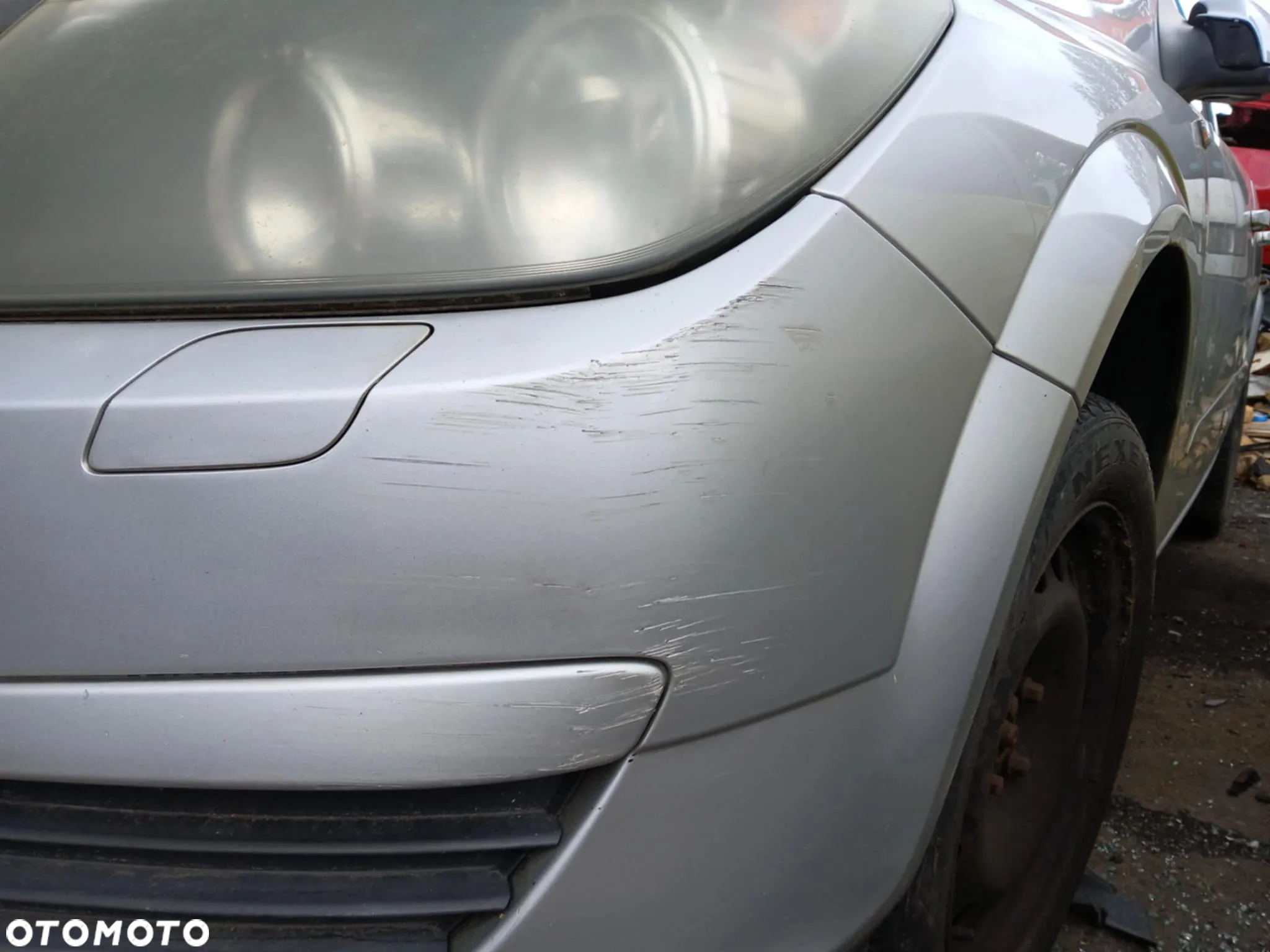 Opel Astra H III Zderzak przedni kod lakieru Z157 - 5