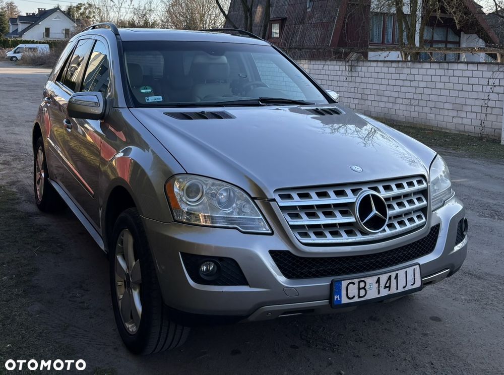 Mercedes-Benz ML 350 4-Matic - 2