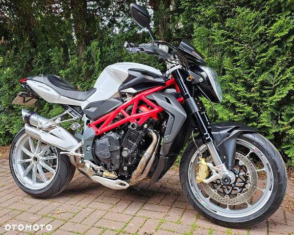 MV AGUSTA Brutale