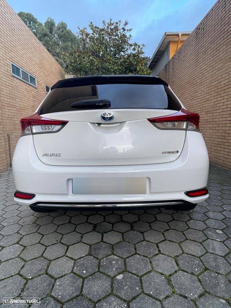 Toyota Auris 1.8 HSD Comfort +P.Techno+P.Sport - 9