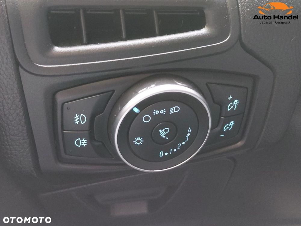 Ford Focus - 16
