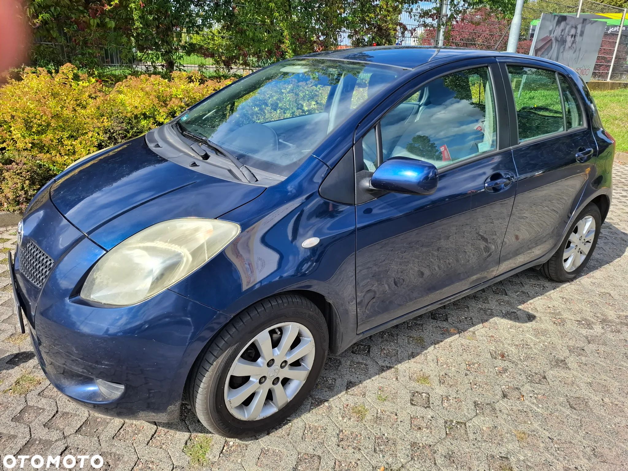 Toyota Yaris 1.3 Sol - 1