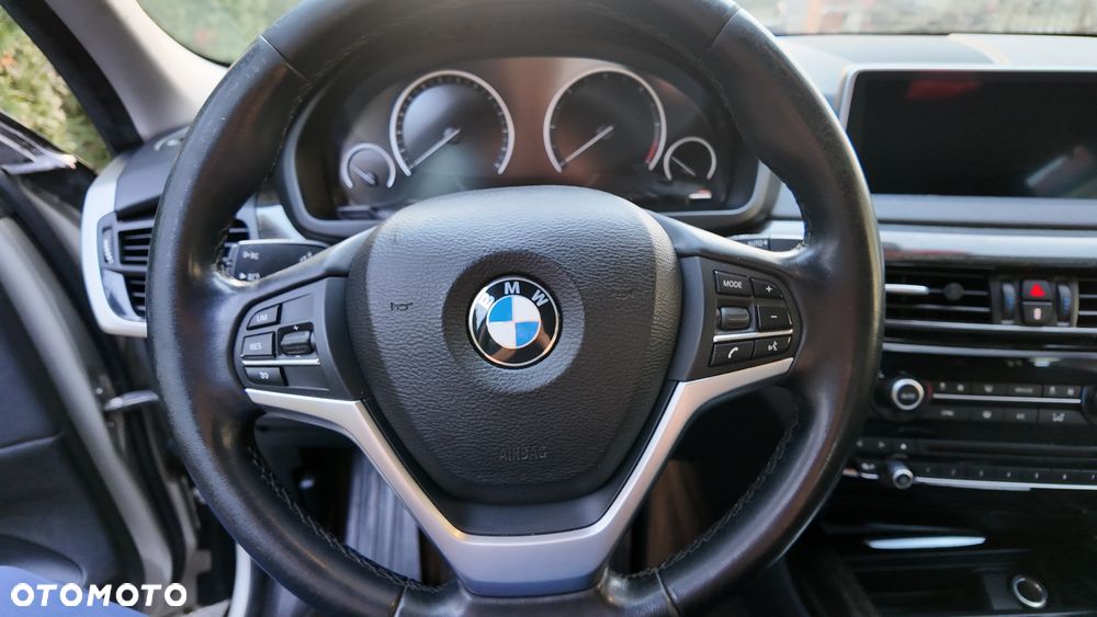 BMW X5 xDrive25d - 14
