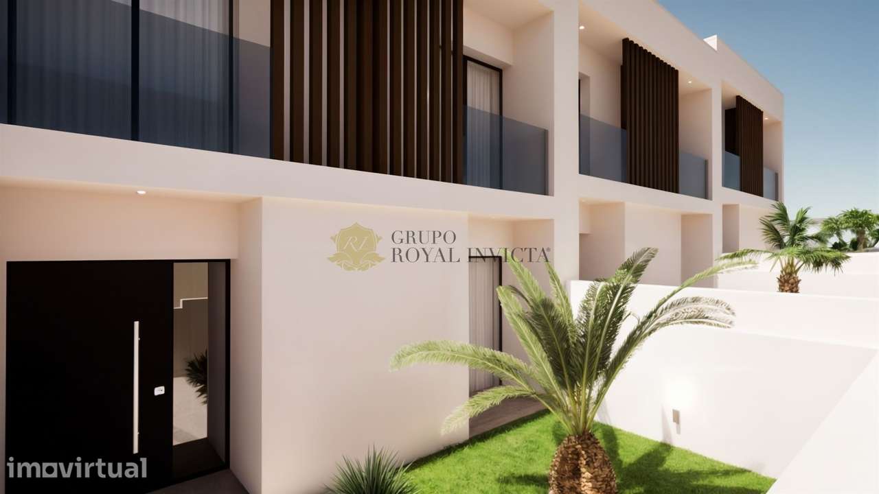 MORADIA V4 DE LUXO – PISCINA & JARDIM PRIVADO | FERRAGUDO - ALGARVE - Grande imagem: 3/25