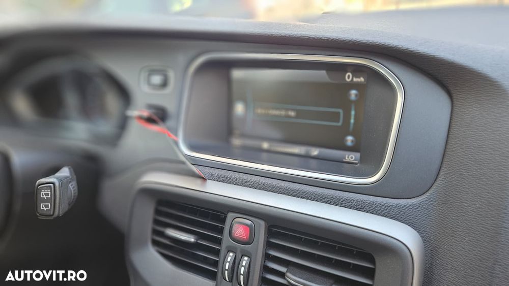 Volvo V40 - 15