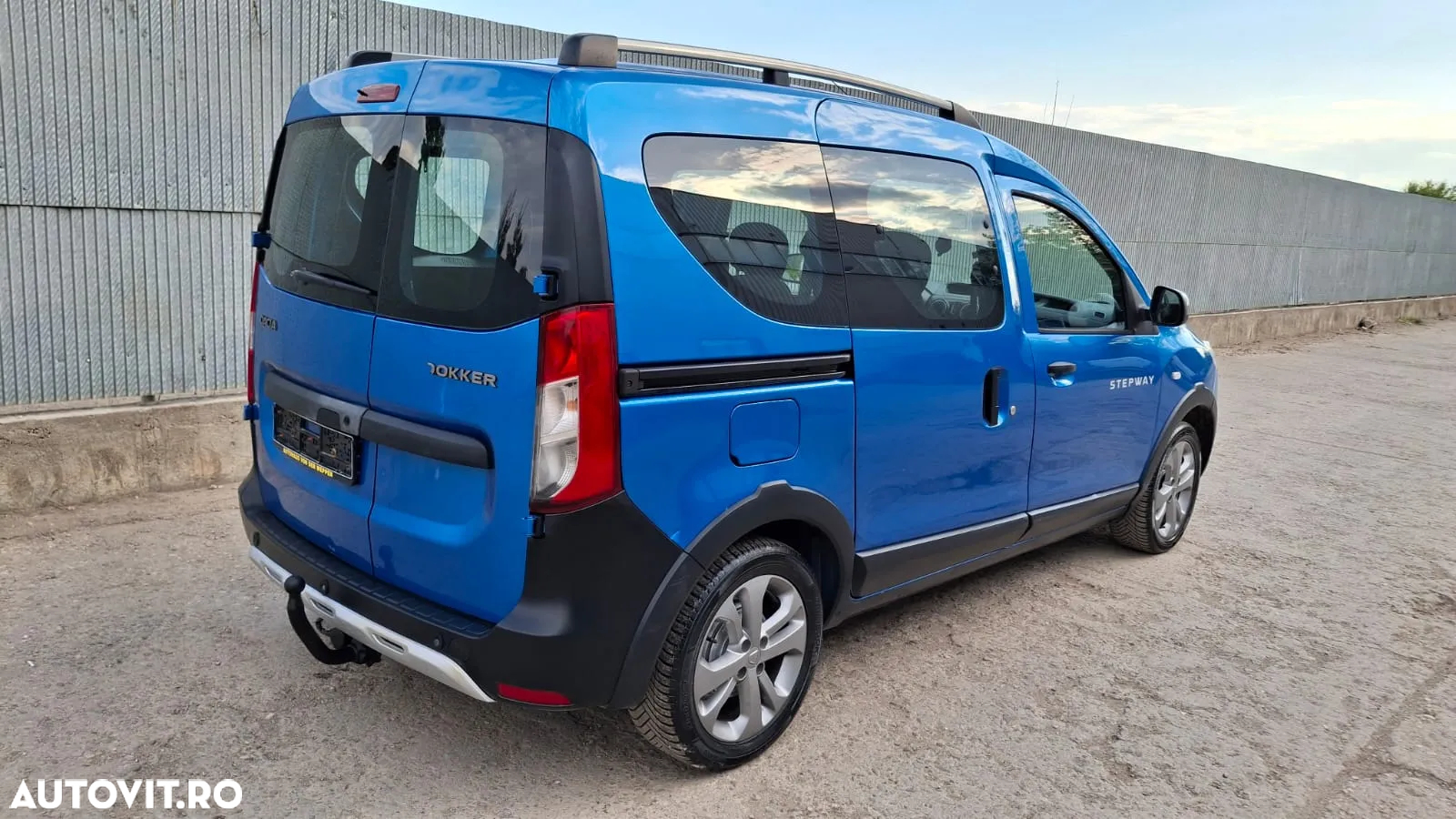 Dacia Dokker 1.2 TCe 115 CP Stepway - 8