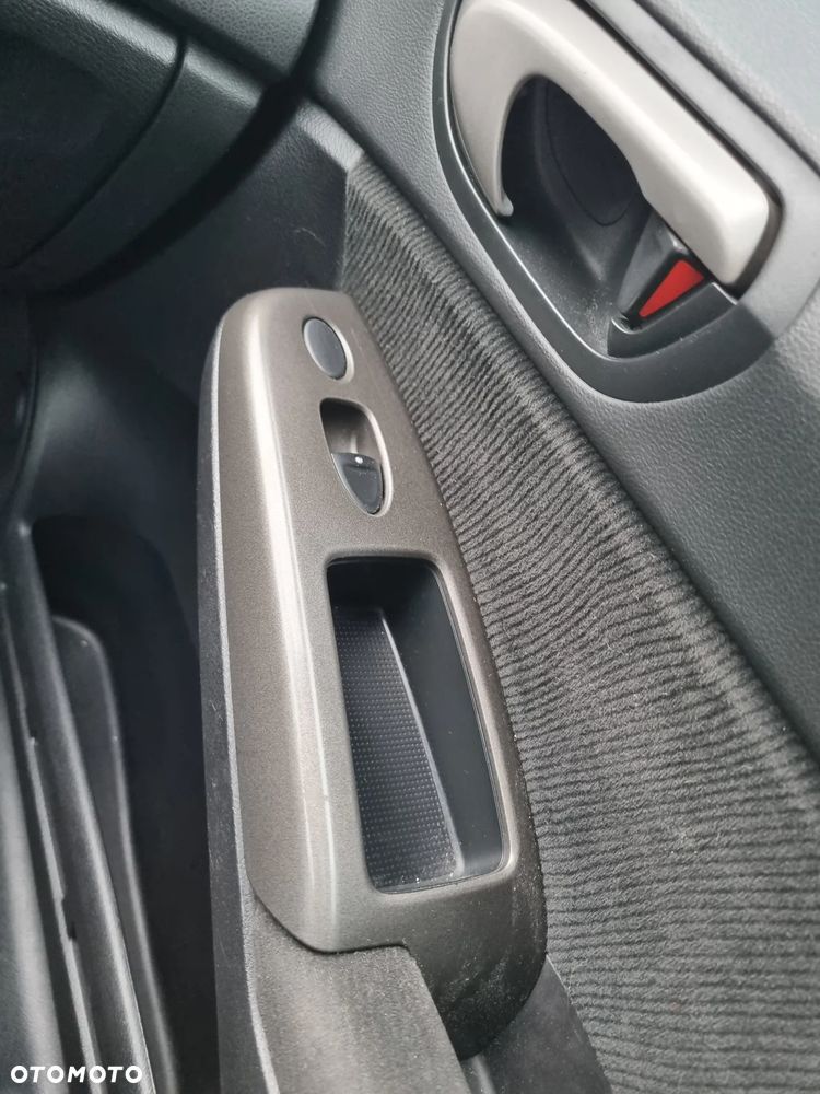 Honda Civic 1.8 Executive - 36