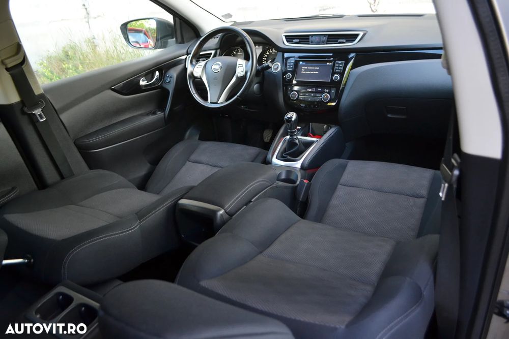 Nissan Qashqai 1.5 DCI N-CONNECTA - 9