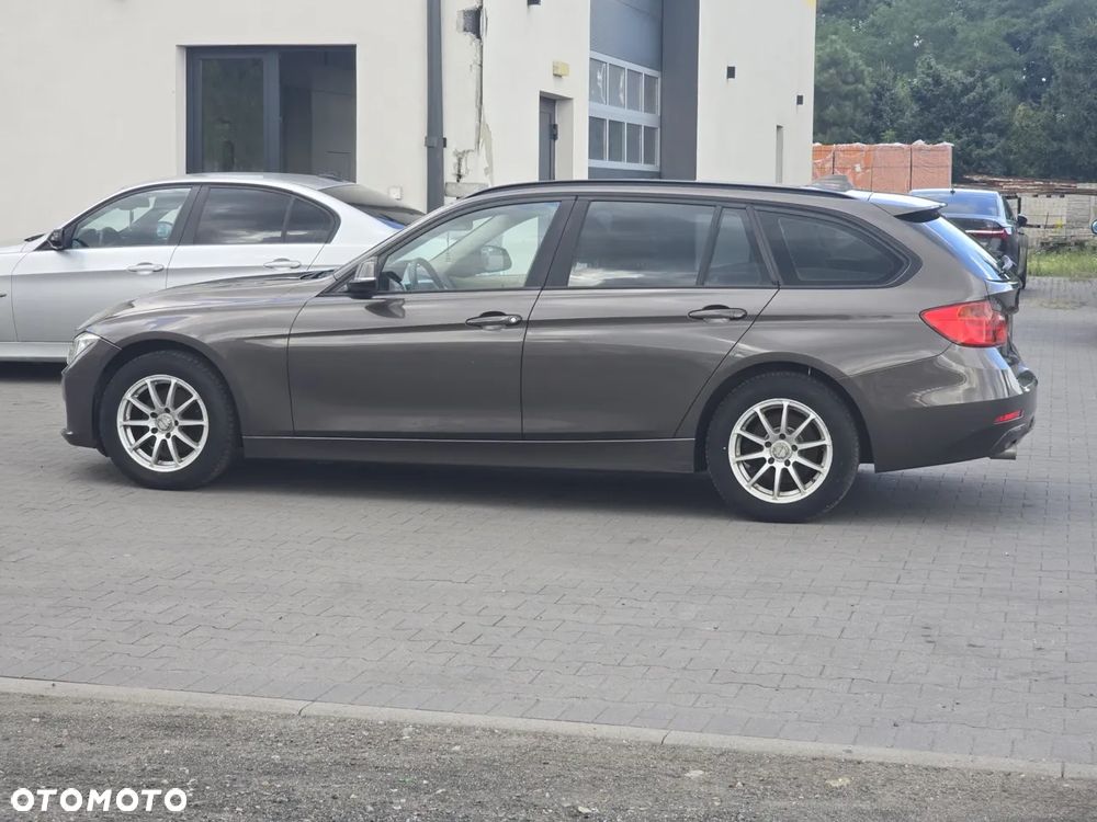 BMW Seria 3 316d Advantage