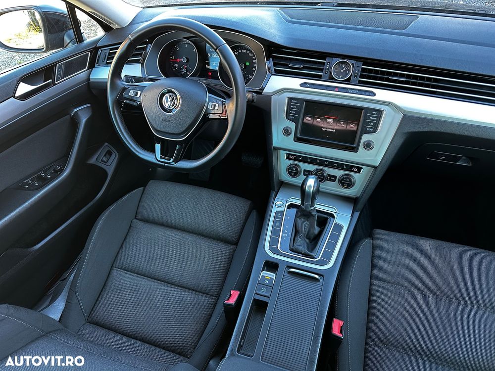 Volkswagen Passat - 8
