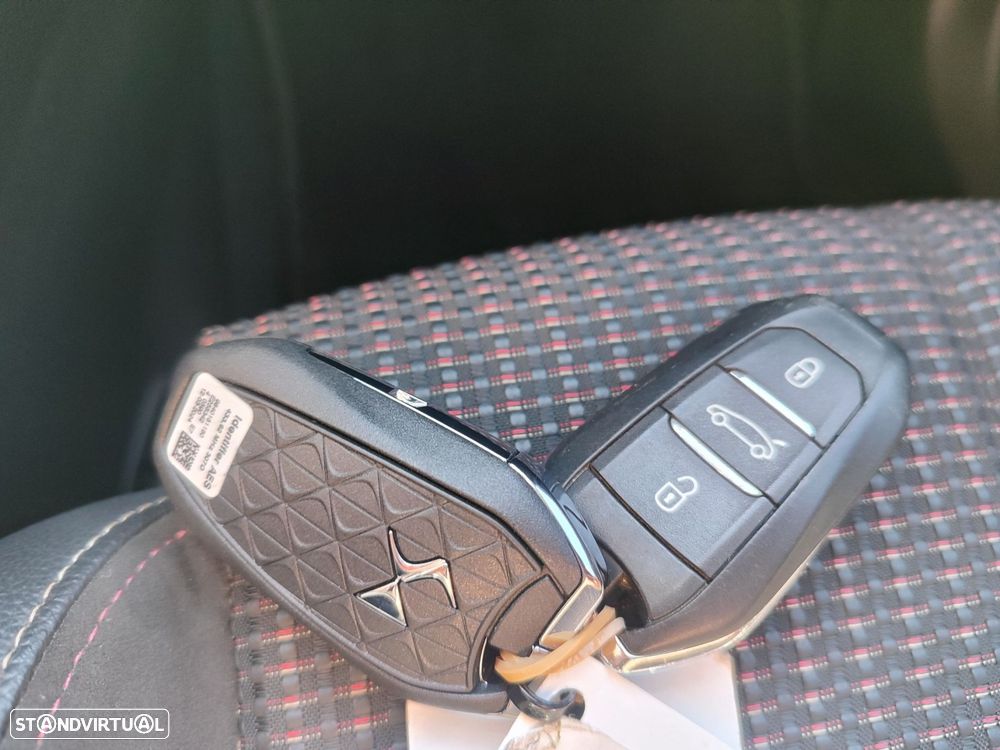 DS DS3 E-Tense Performance Line - 21