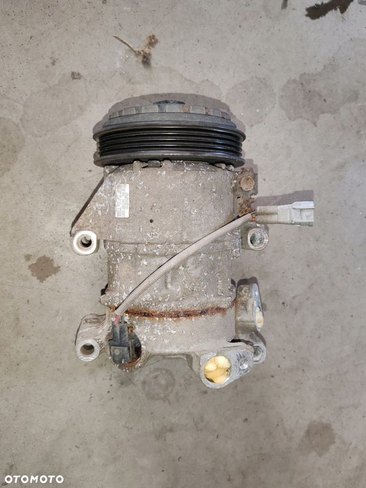 Kompresor klimatyzacji 447260-4201 1.33 Toyota Verso S Yaris III 10-15