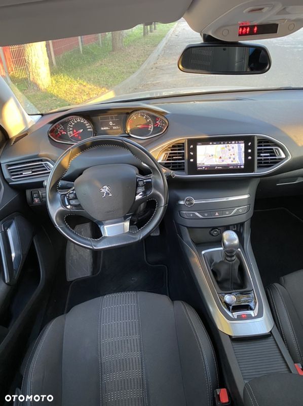 Peugeot 308 PureTech 110 Stop & Start Allure - 12