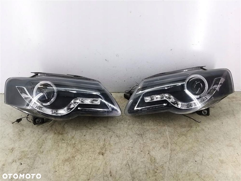 Reflektor lampa przód komplet VW Passat B5 LED TUNING 2005-2010R - 1